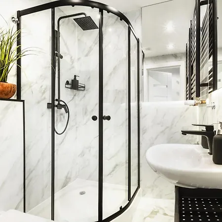 Stylowe W Centrum Апартаменты Вроцлав