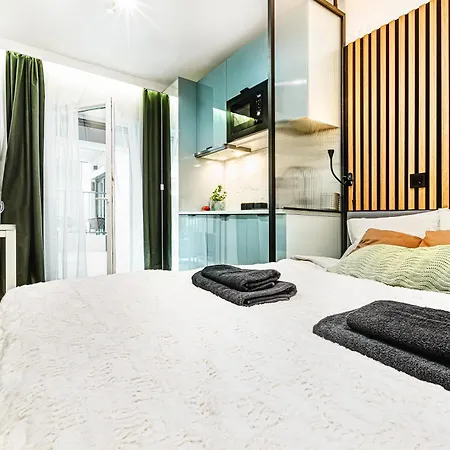 Stylowe W Centrum Апартаменты Вроцлав